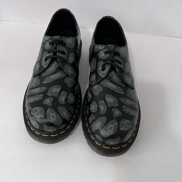 Dr. Martens 1461 Skull Leopard Print Oxfords Black Mens Size 8/ Womens Size 9 - Picture 7 of 8